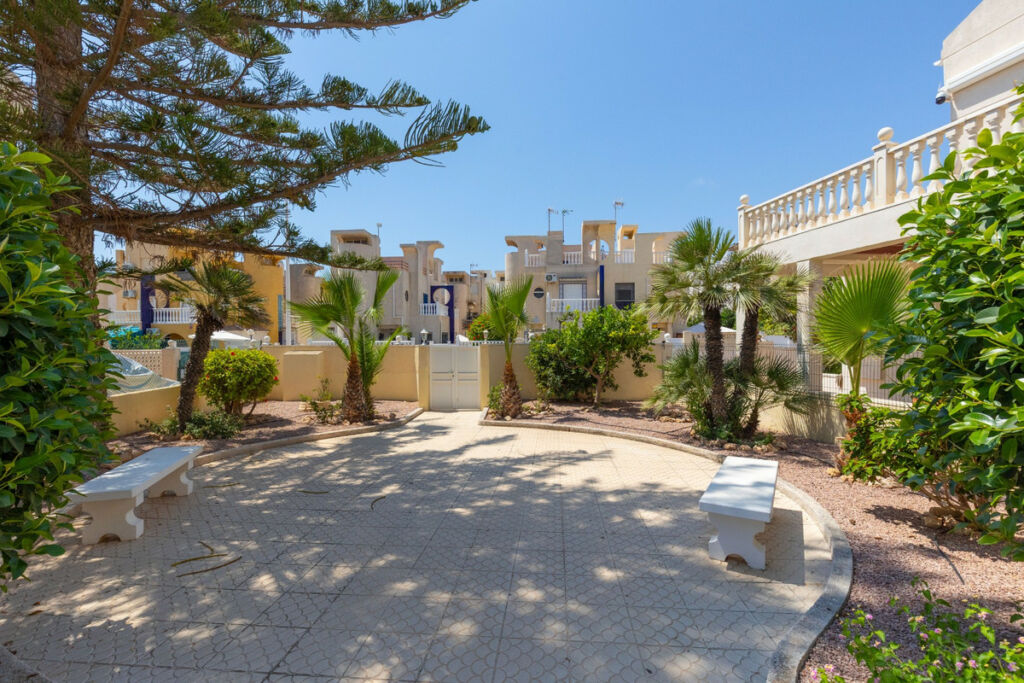 Detached Villa Torrevieja Alicante - image 36