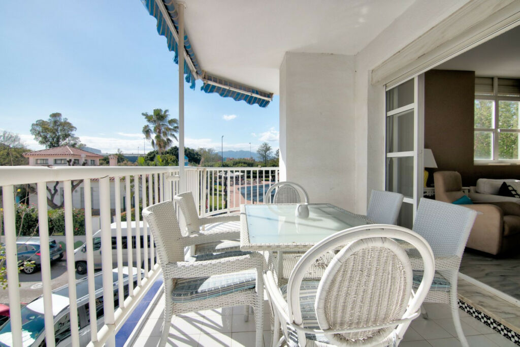 Middle Floor Apartment Fuengirola Málaga - image 37