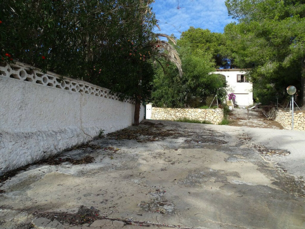 Detached Villa Moraira Alicante - image 37