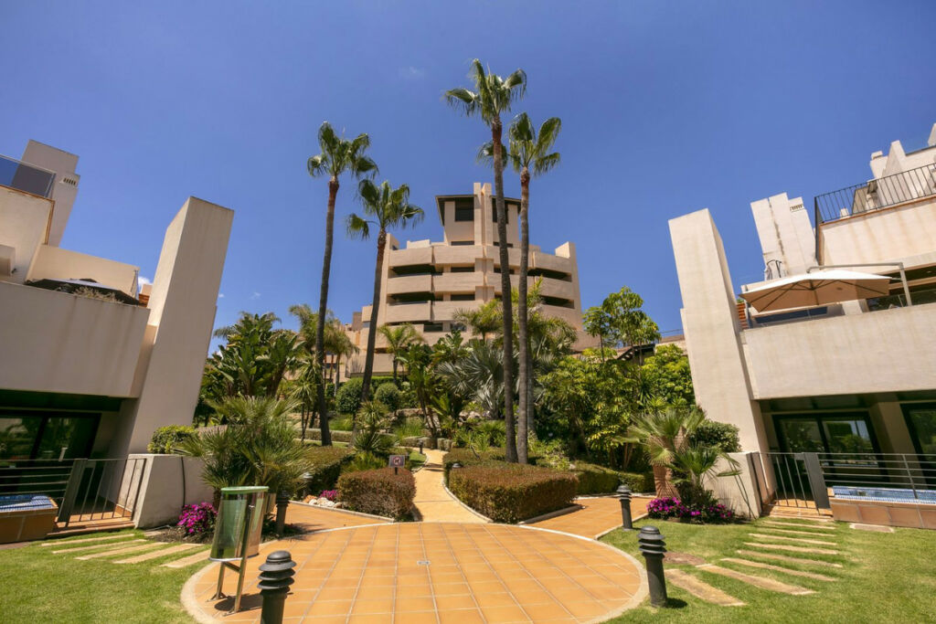 Penthouse Duplex Estepona Málaga - image 37