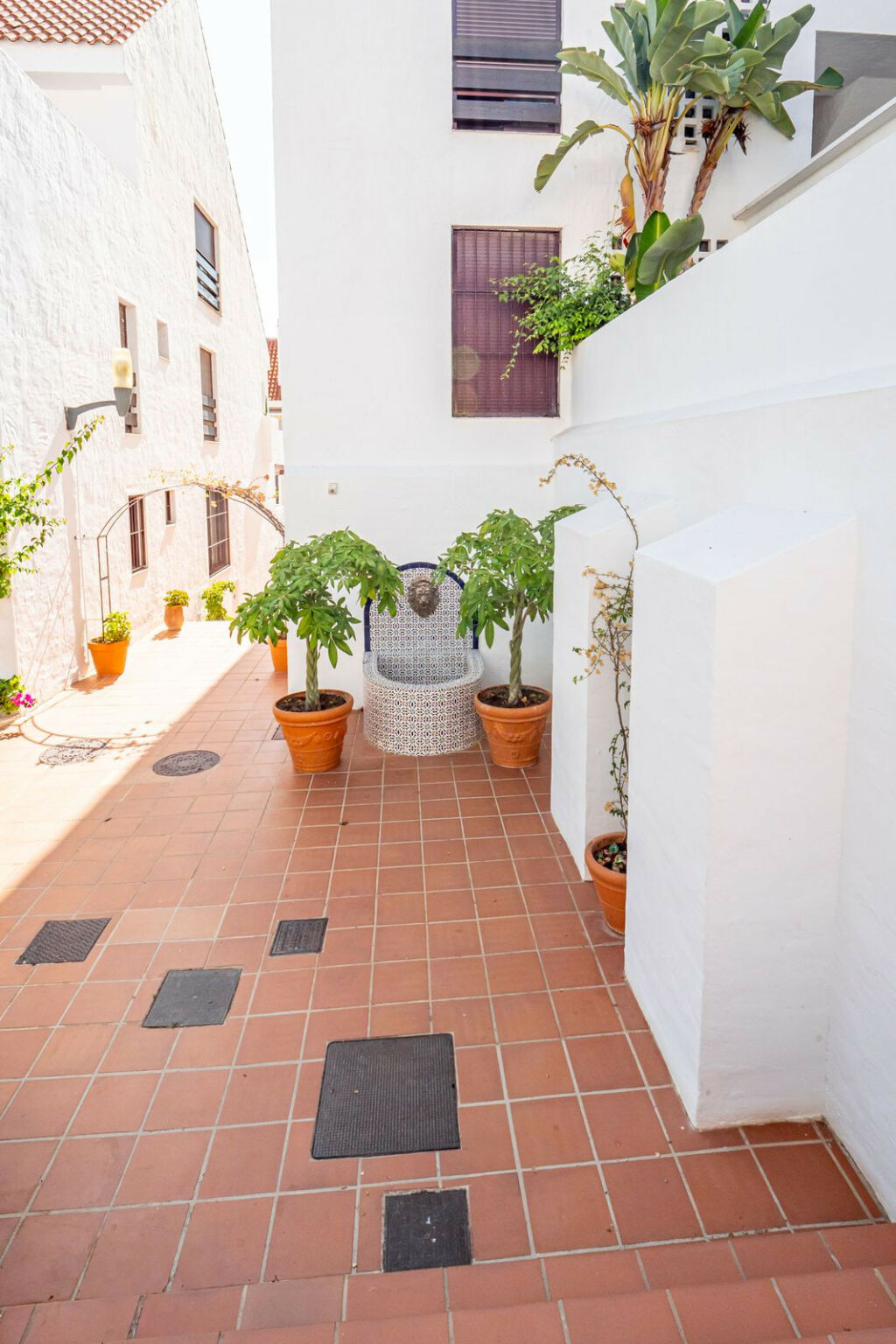 Middle Floor Apartment Nueva Andalucía Málaga - image 37