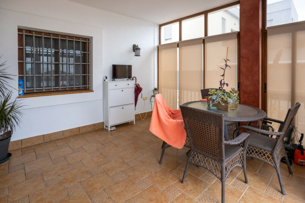 Detached Villa Los Montesinos Alicante - image 37
