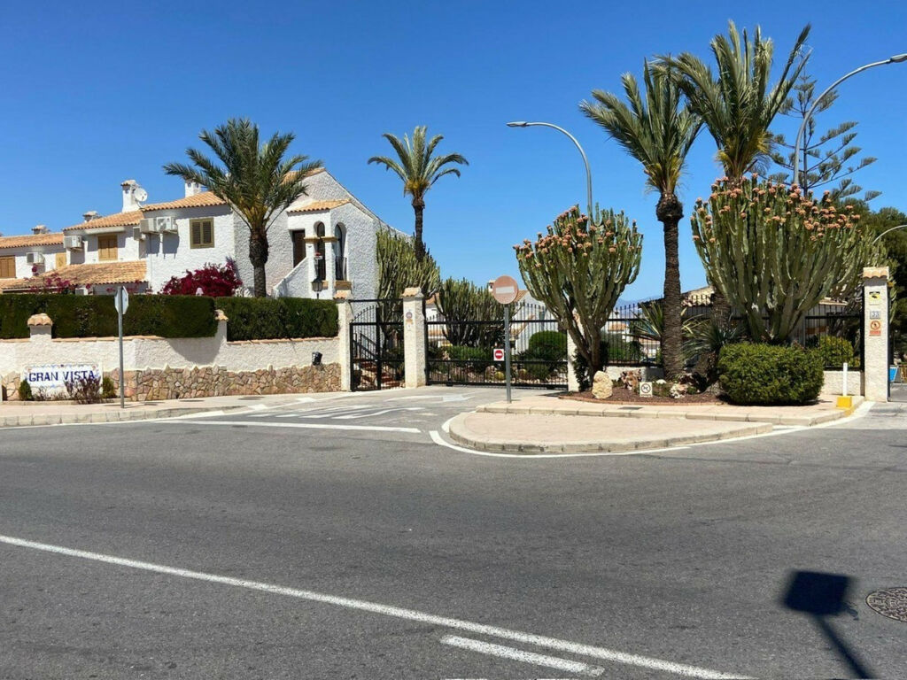 Townhouse Gran Alacant Alicante - image 37