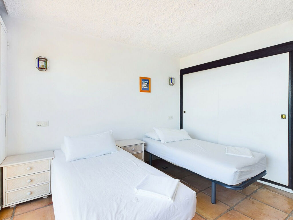 Duplex Estepona Málaga - image 37