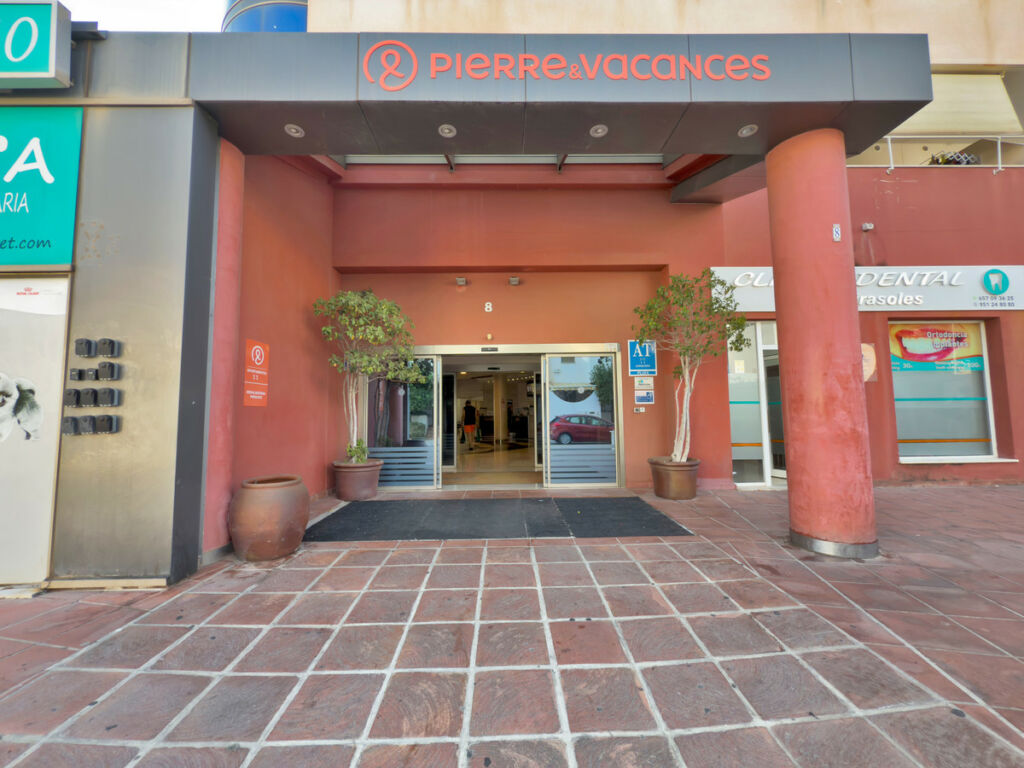 Middle Floor Apartment Benalmadena Málaga - image 37
