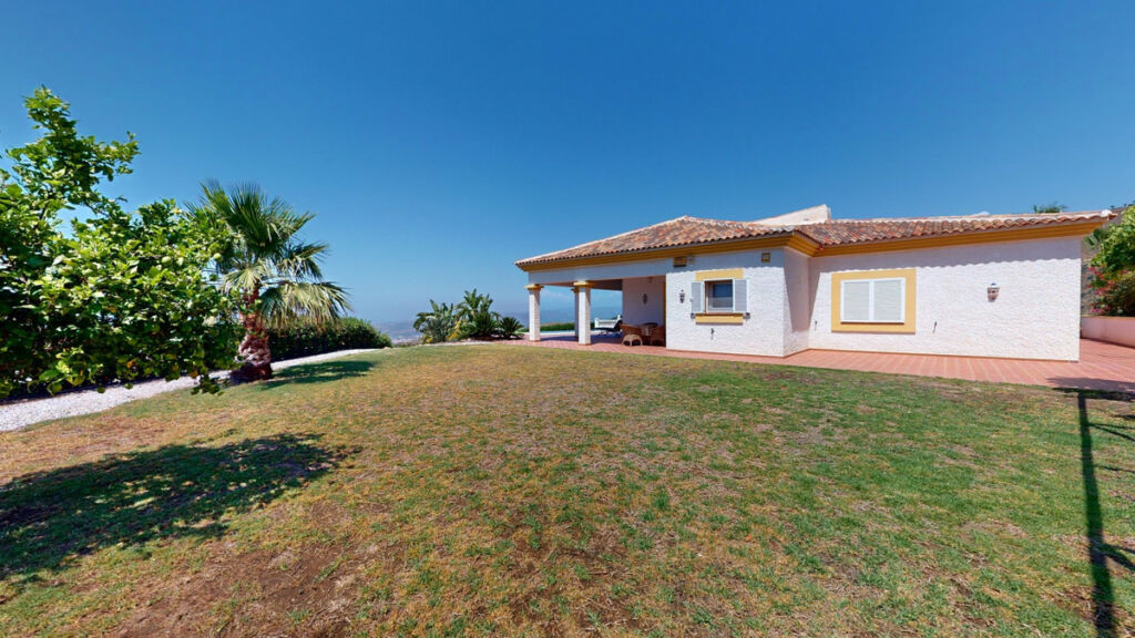 Detached Villa Algarrobo Málaga - image 37