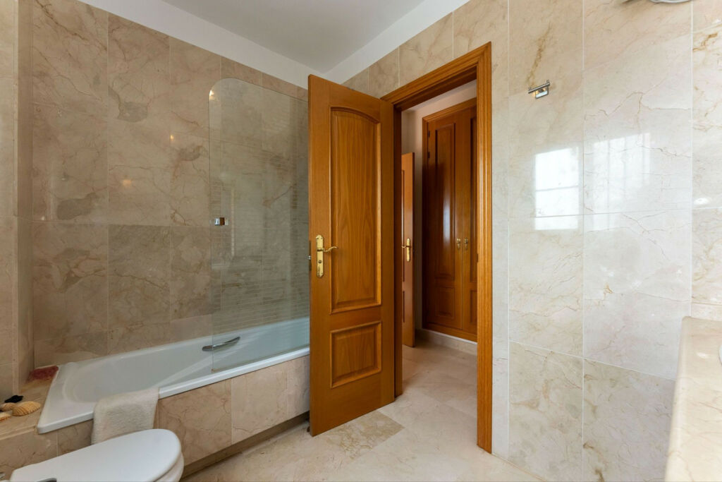 Detached Villa Cerros del Aguila Málaga - image 39