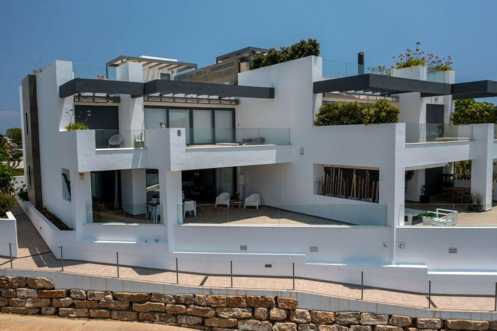 Ground Floor Apartment Cabopino Málaga - image 37