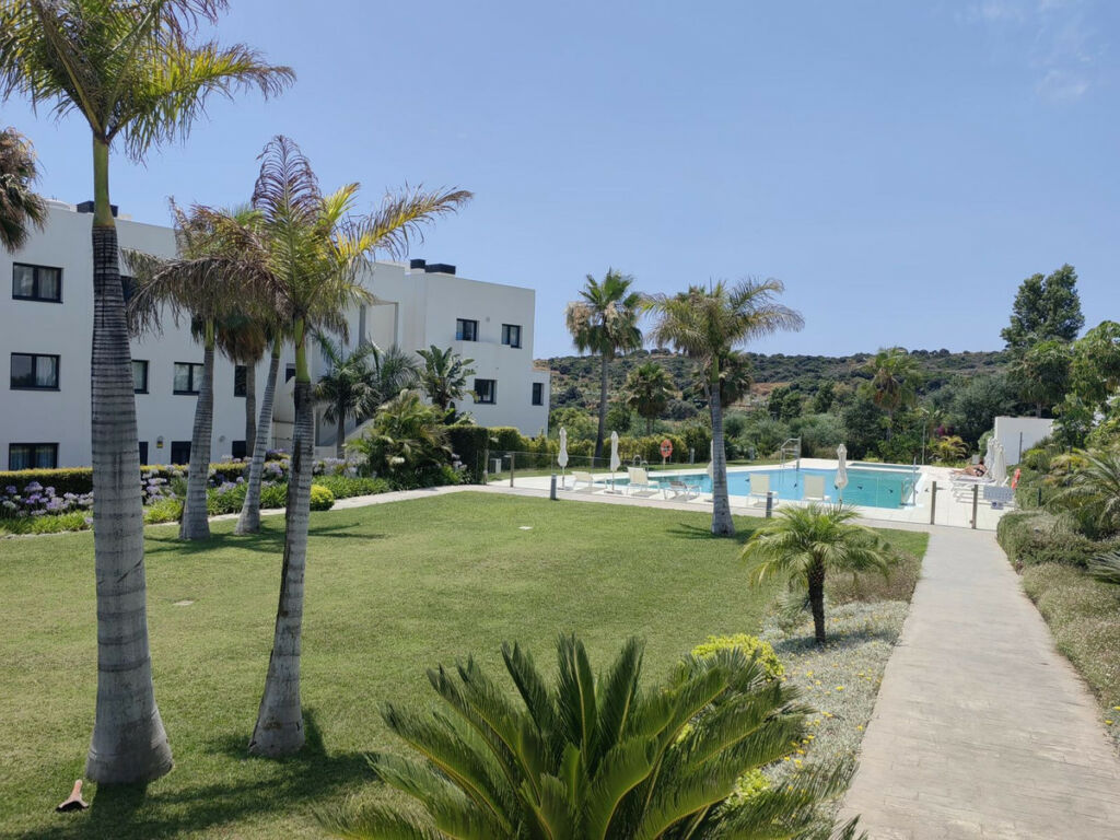Ground Floor Apartment Estepona Málaga - image 38