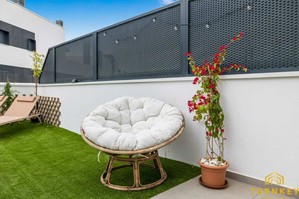 Middle Floor Apartment Estepona Málaga - image 37