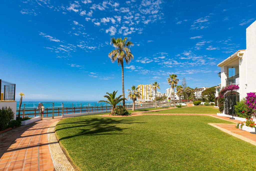 Duplex Calahonda Málaga - image 38