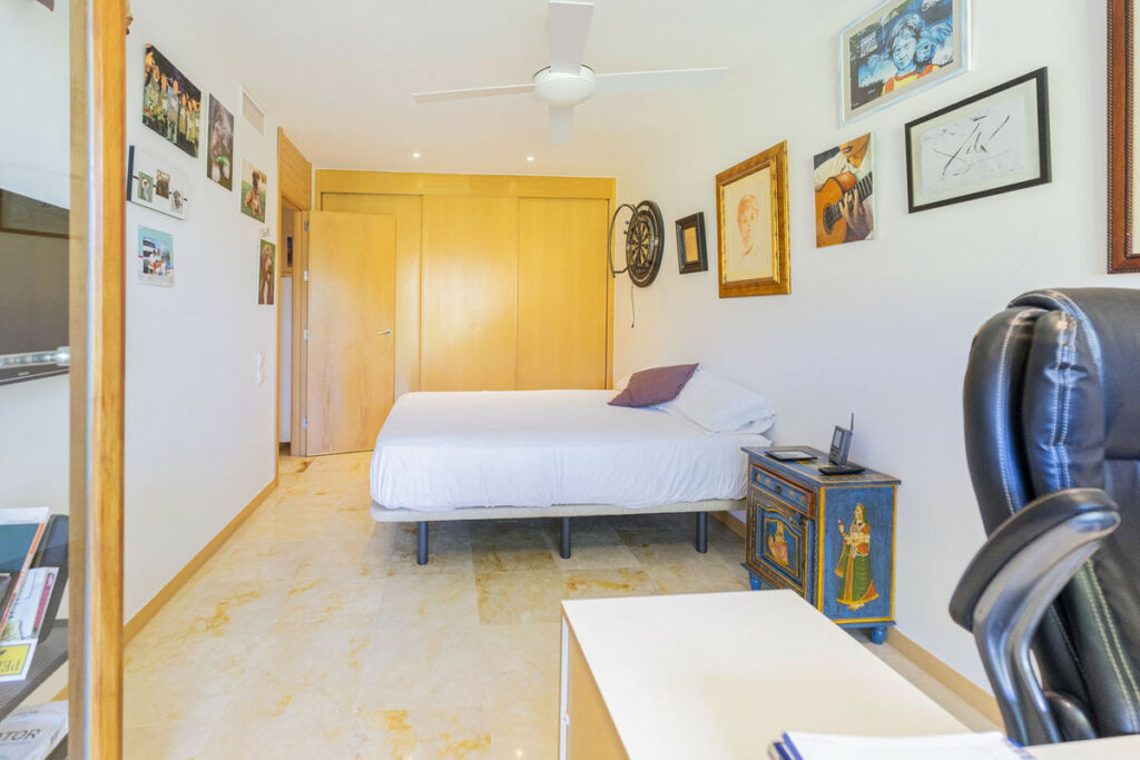 Duplex Altos de los Monteros Málaga - image 38