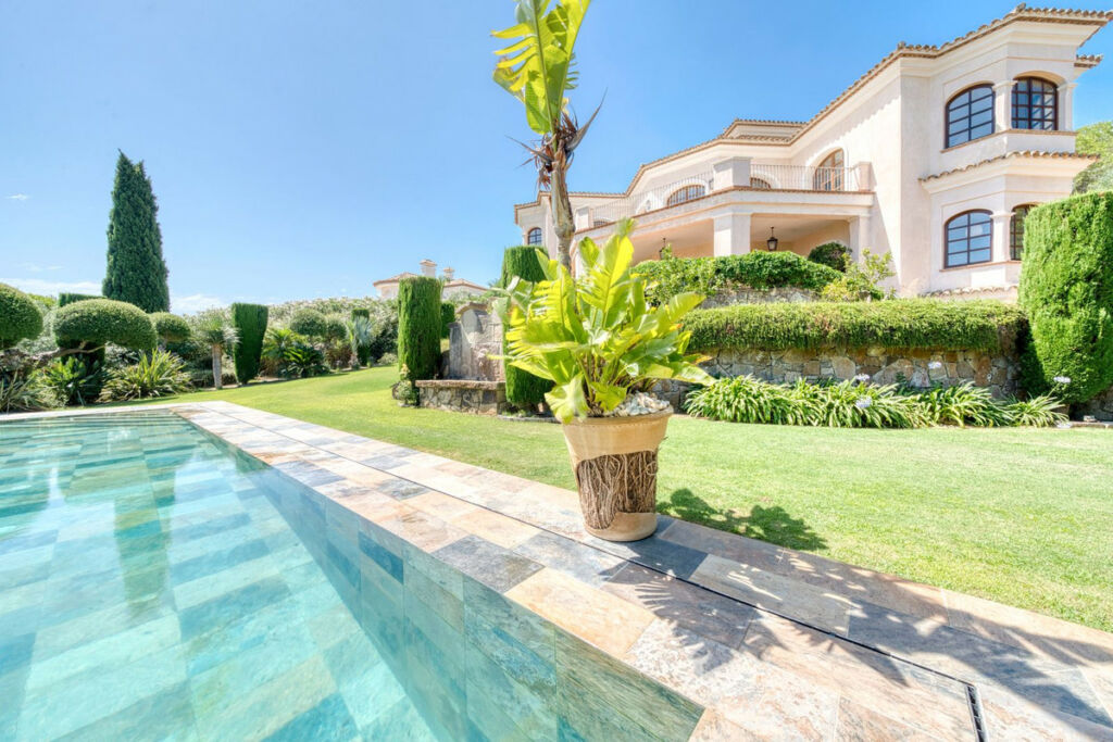 Detached Villa Sotogrande Costa Cádiz - image 38