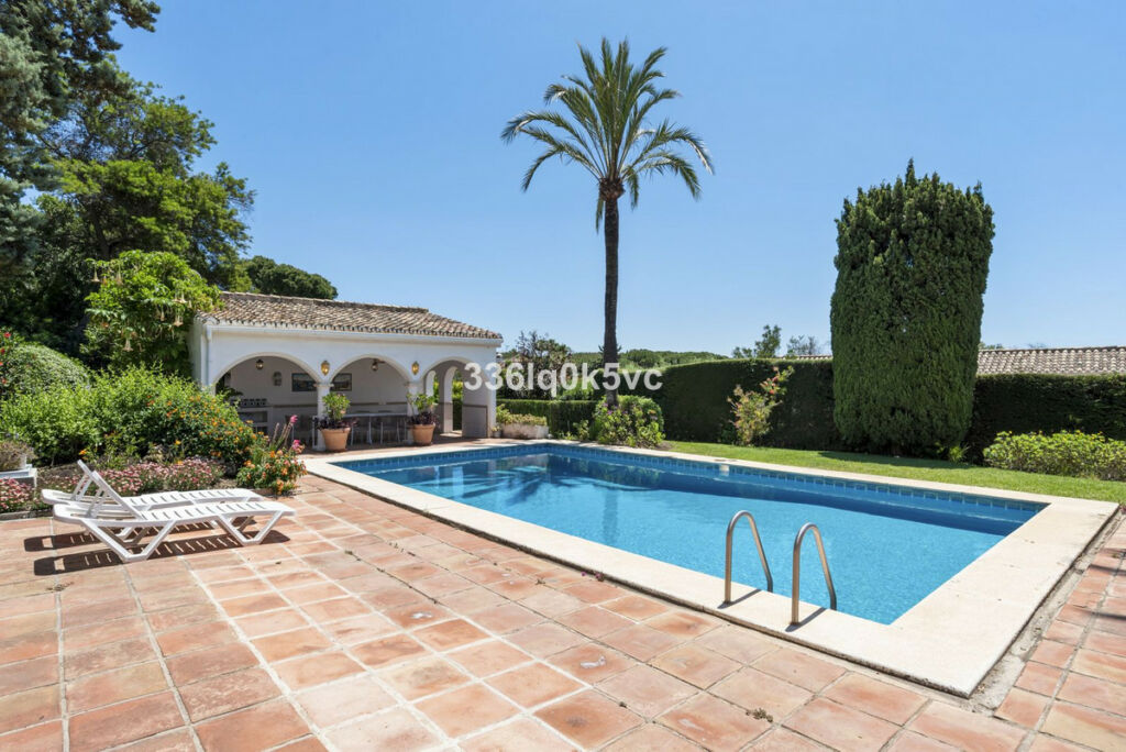 Detached Villa Las Chapas Málaga - image 39