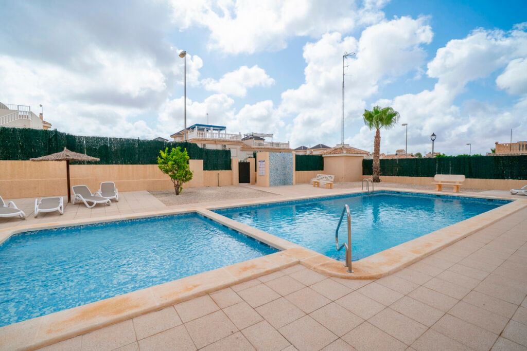 Detached Villa Rojales Alicante - image 39
