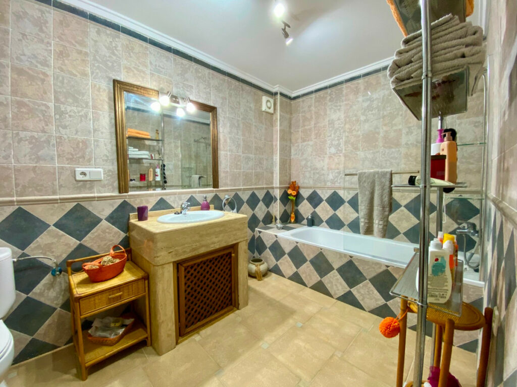 Detached Villa Algorfa Alicante - image 39
