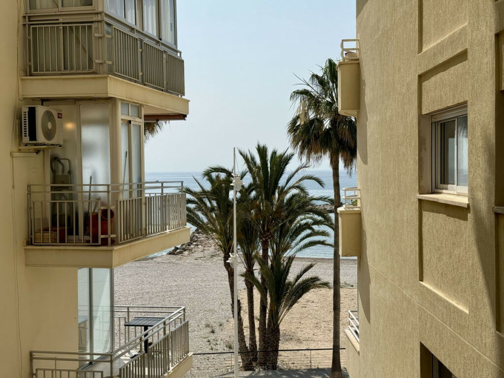 Middle Floor Apartment Altea Alicante - image 3
