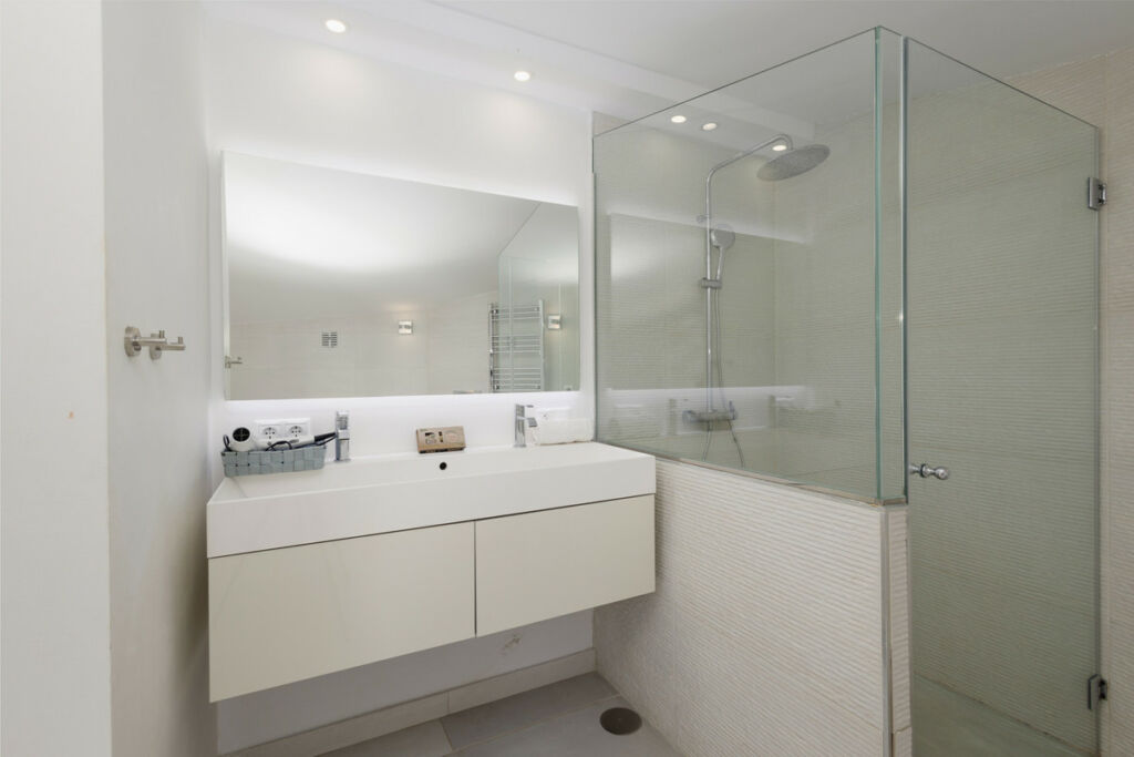 Detached Villa Costabella Málaga - image 39