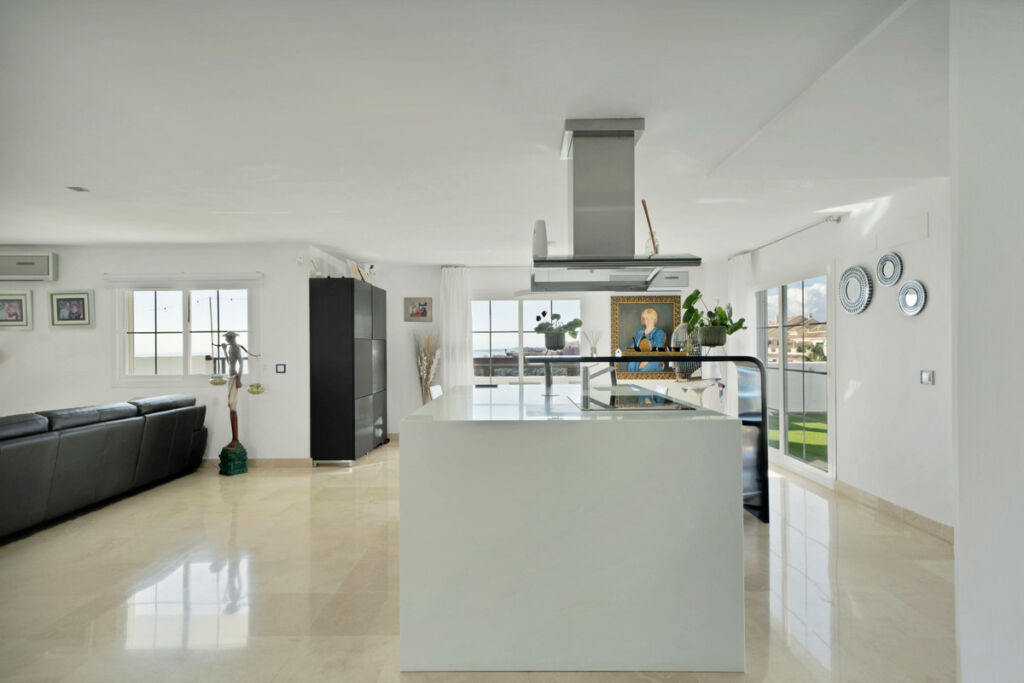 Penthouse Benalmadena Málaga - image 39