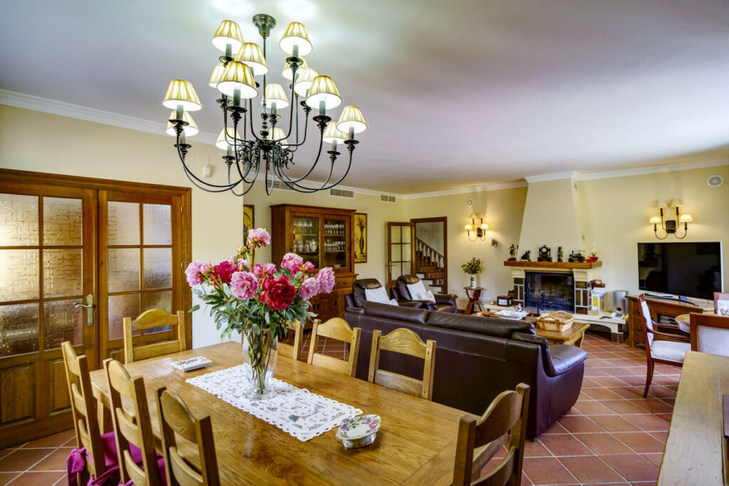 Detached Villa Benahavís Málaga - image 39
