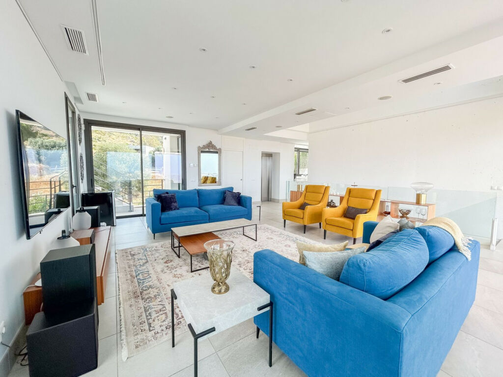 Detached Villa Mijas Málaga - image 4