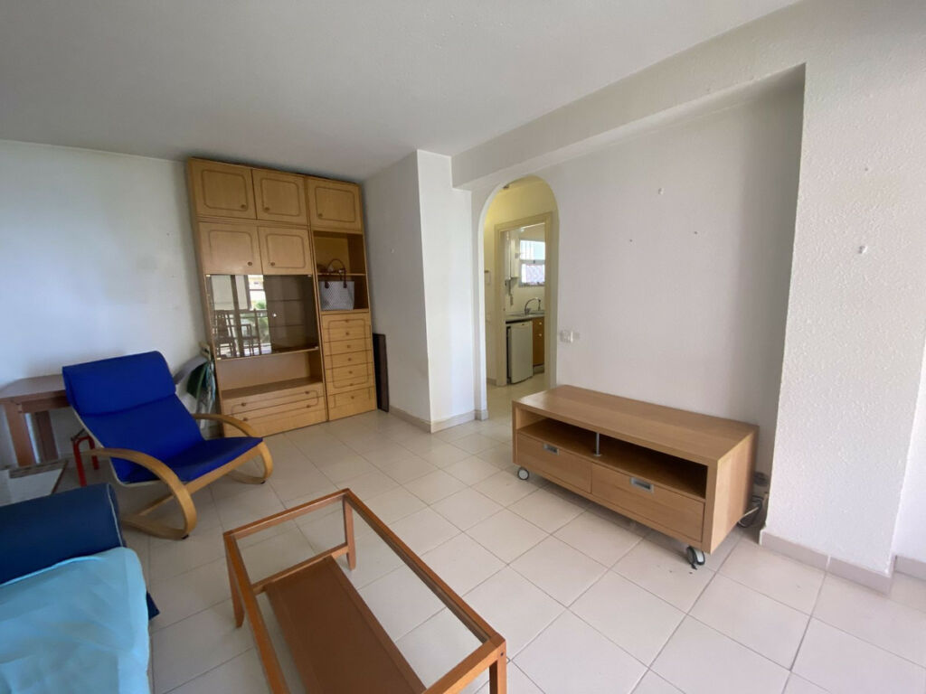 Middle Floor Apartment Marbella Málaga - image 5