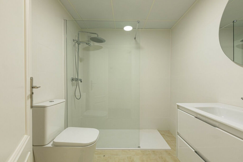 Top Floor Apartment Fuengirola Málaga - image 4
