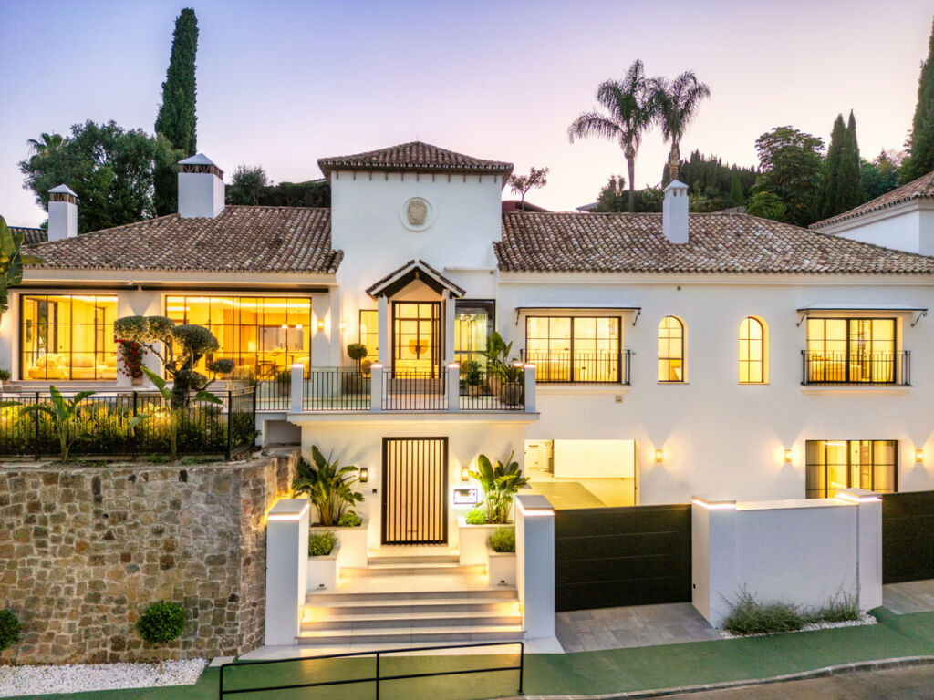 Detached Villa Benahavís Málaga - image 4