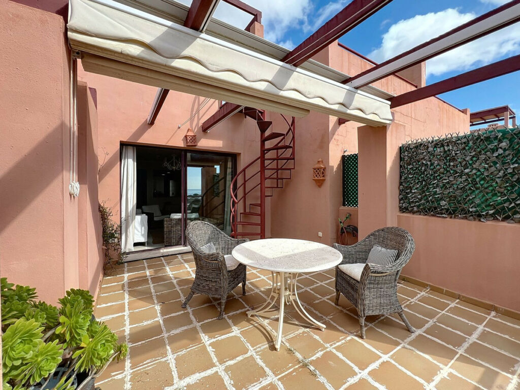 Penthouse Punta Chullera Málaga - image 4