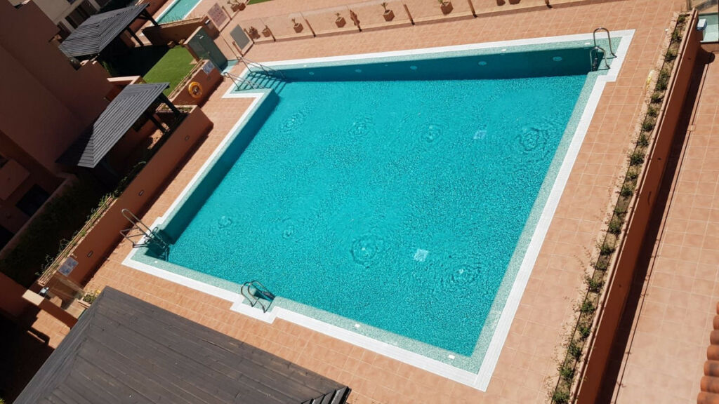 Top Floor Apartment Benalmadena Málaga - image 4