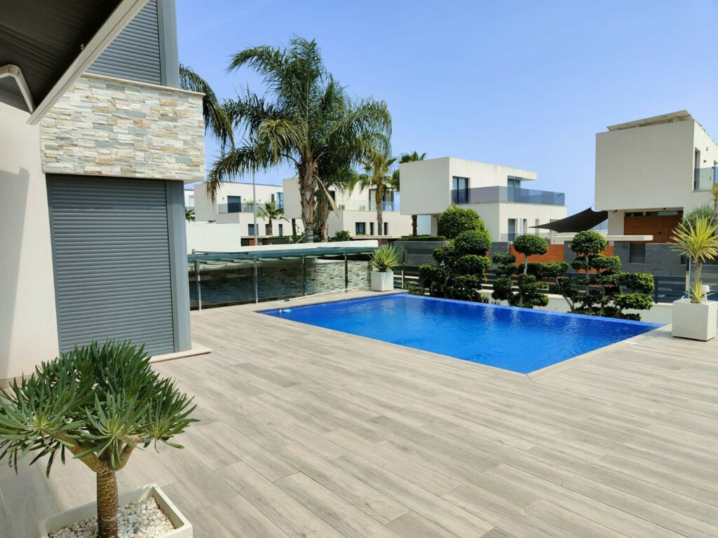 Bungalow Finestrat Alicante - image 4