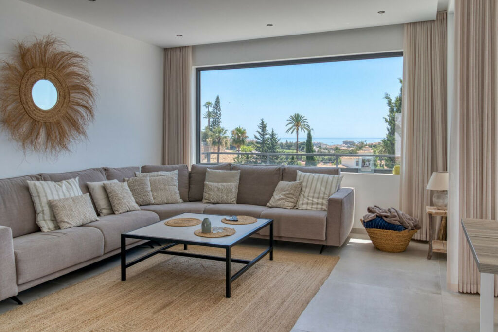 Detached Villa Torremuelle Málaga - image 5