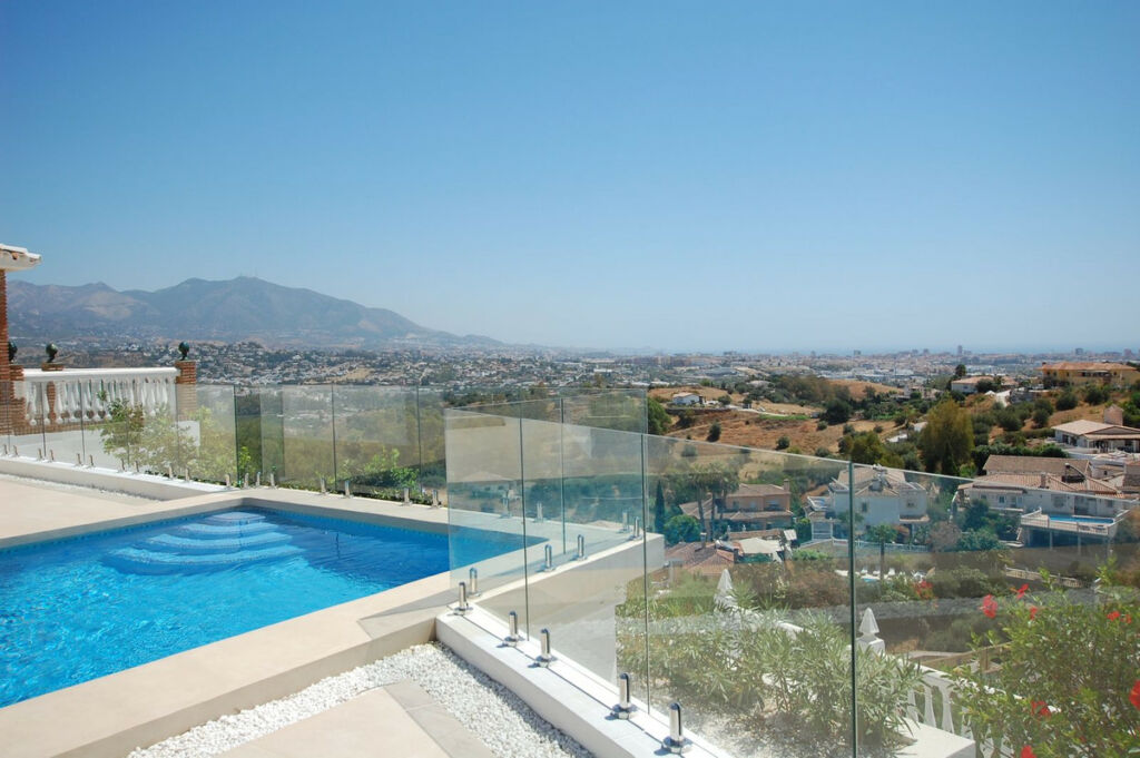 Detached Villa Cerros del Aguila Málaga - image 4