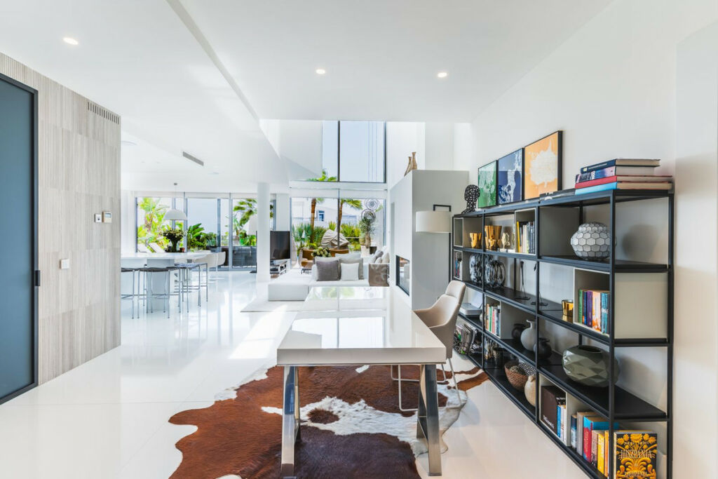 Townhouse Sierra Blanca Málaga - image 4