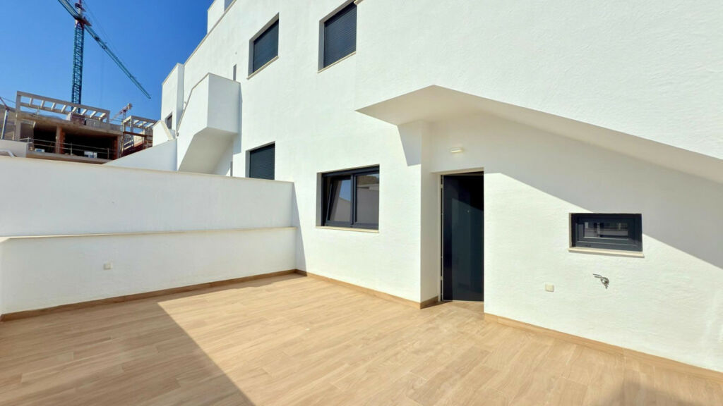 Middle Floor Apartment Finestrat Alicante - image 4