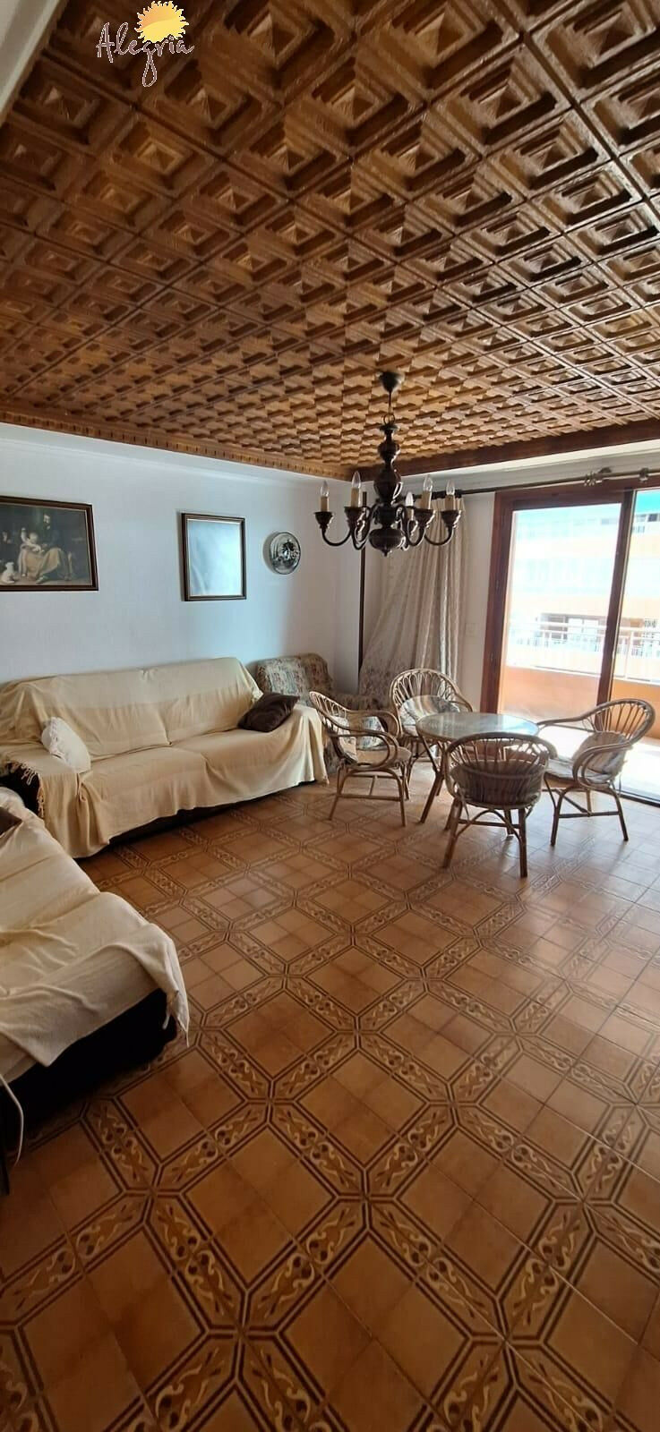 Middle Floor Apartment Torrevieja Alicante - image 4