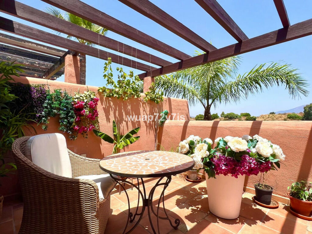 Penthouse La Mairena Málaga - image 4