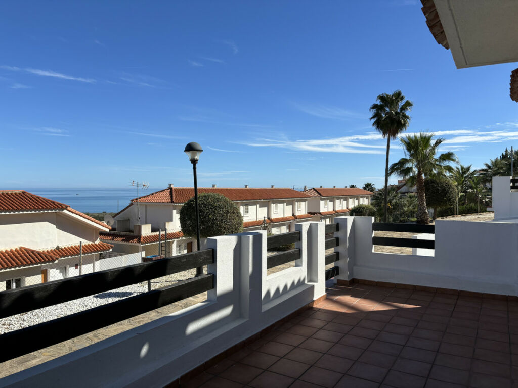 Ground Floor Apartment La Duquesa Málaga - image 4