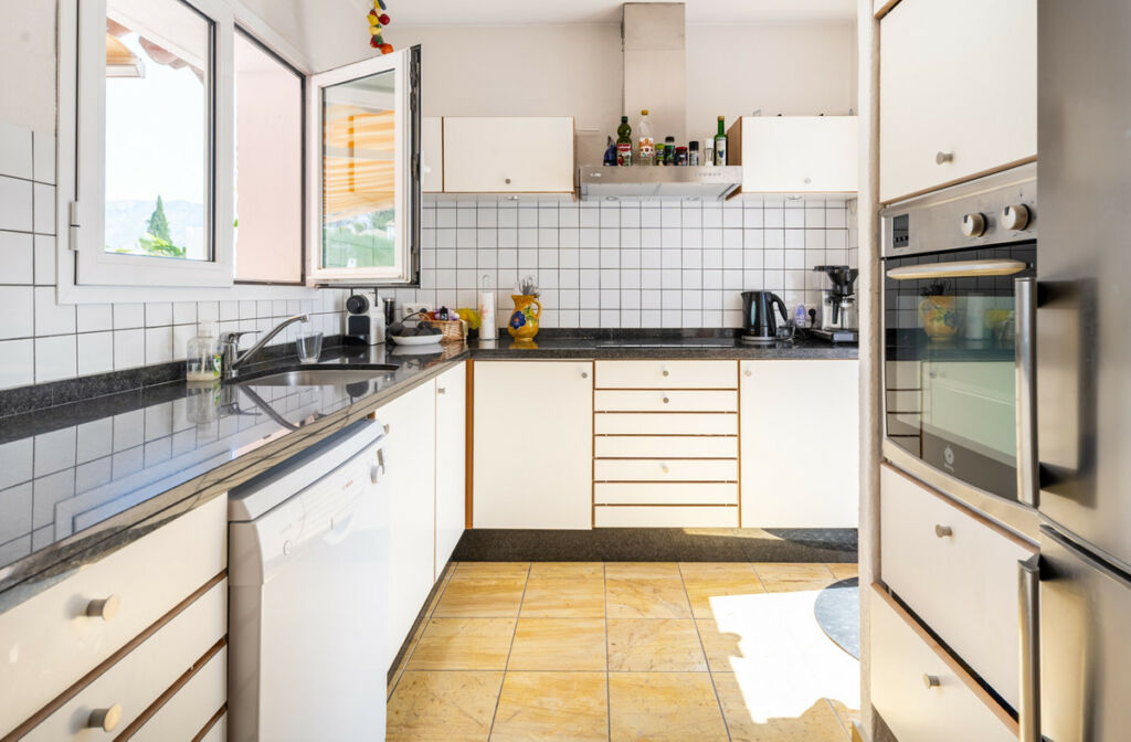 Detached Villa Cerros del Aguila Málaga - image 4