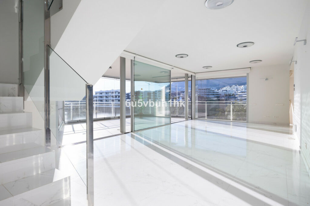 Penthouse Duplex Fuengirola Málaga - image 4