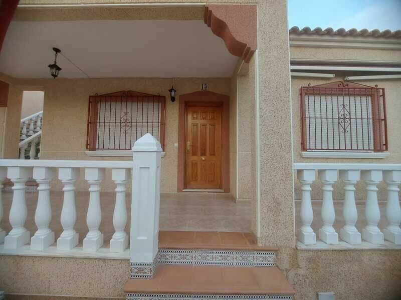 Detached Villa Algorfa Alicante - image 5