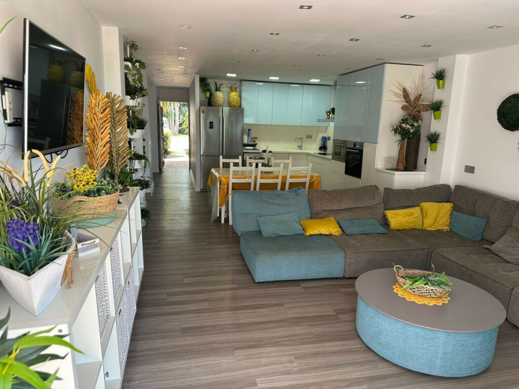 Ground Floor Apartment Casares Playa Málaga - image 4