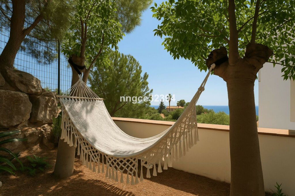 Detached Villa Nagüeles Málaga - image 4