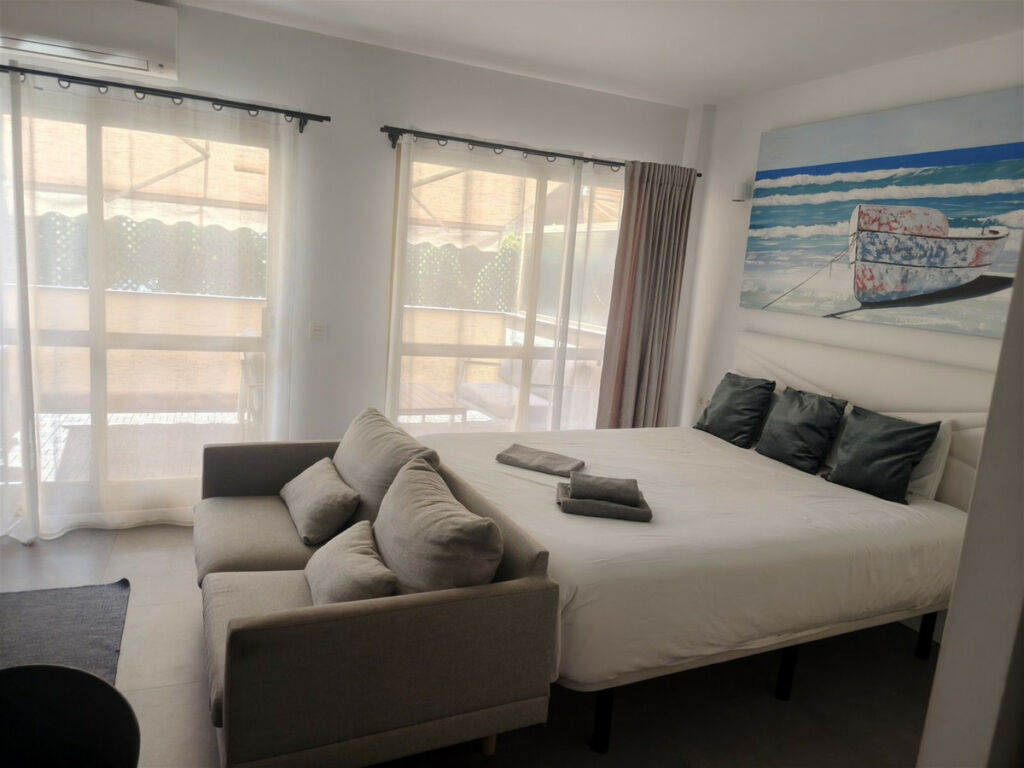 Ground Floor Studio Elviria Málaga - image 7