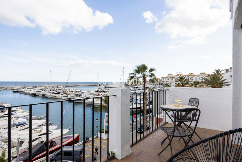 Penthouse Duplex Puerto Banús Málaga - image 5