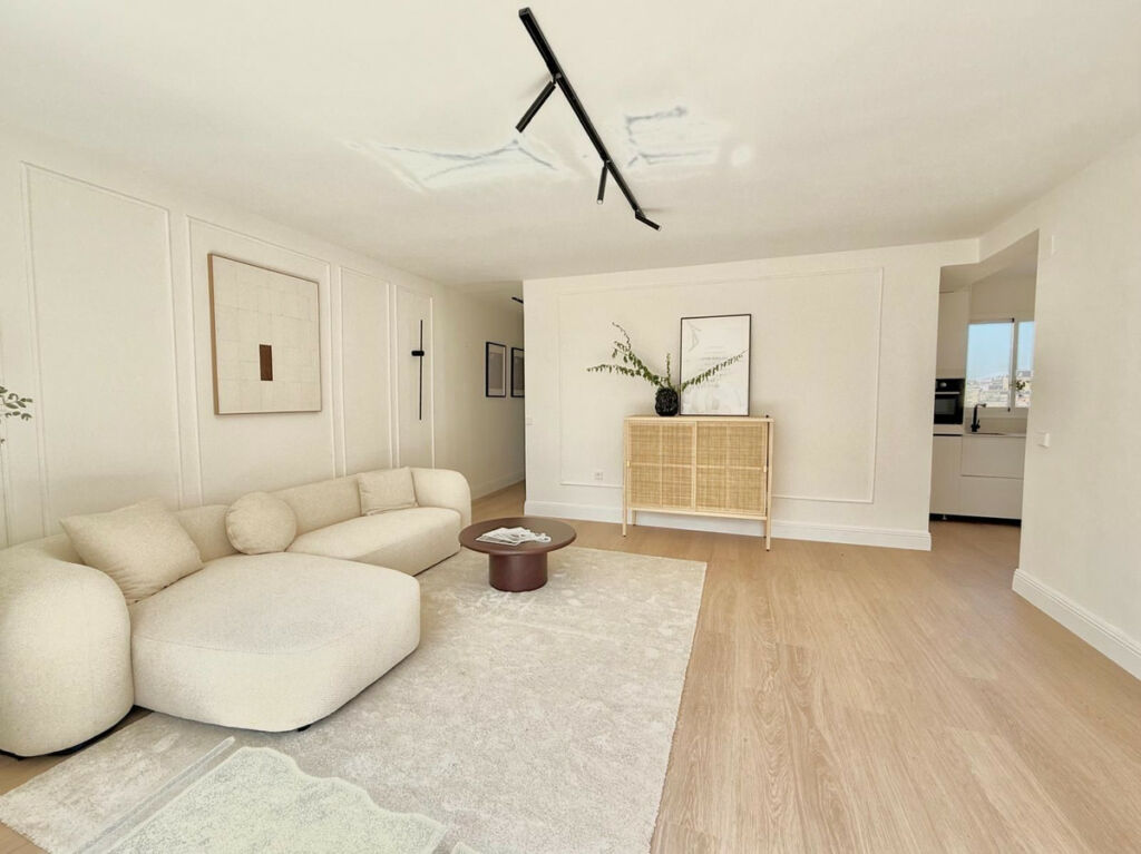 Penthouse Fuengirola Málaga - image 4