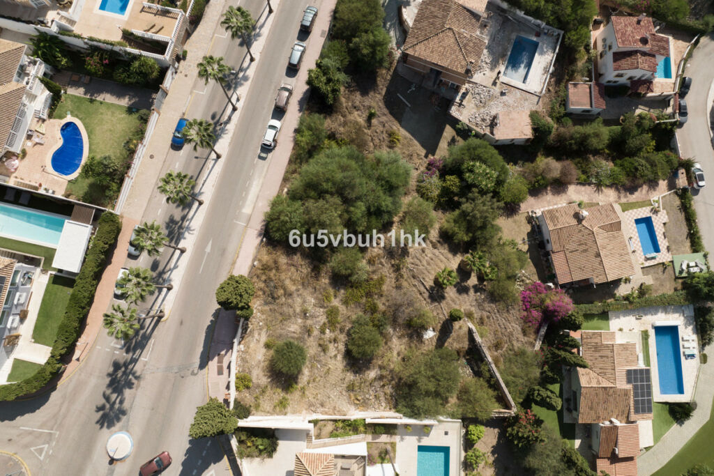 Residential Plot Riviera del Sol Málaga - image 4