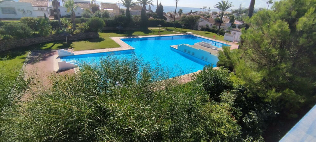 Duplex Estepona Málaga - image 4