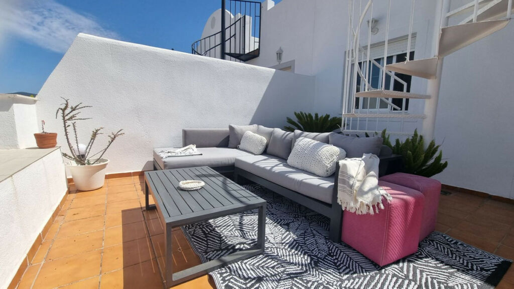 Penthouse Duplex Casares Playa Málaga - image 4