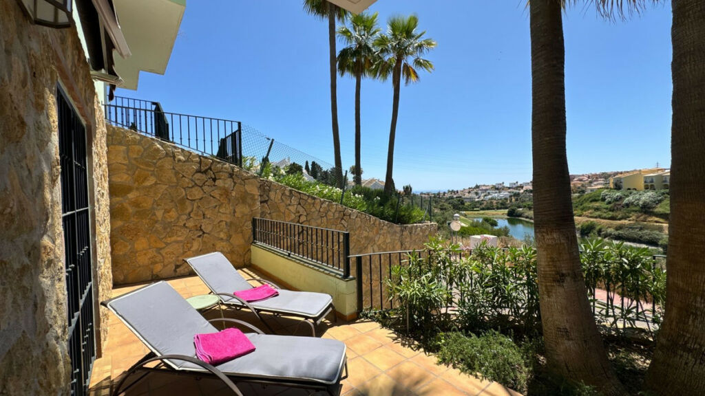 Ground Floor Apartment Miraflores Málaga - image 4